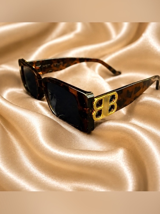 Tortoiseshell Fashion Sunglasses With Gold BB Accents